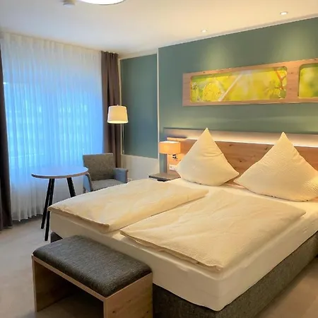 Отель Weinhaus Graefen 3*