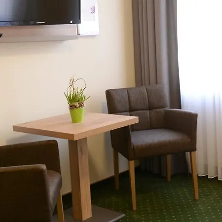 Weinhaus Graefen Отель Кохем