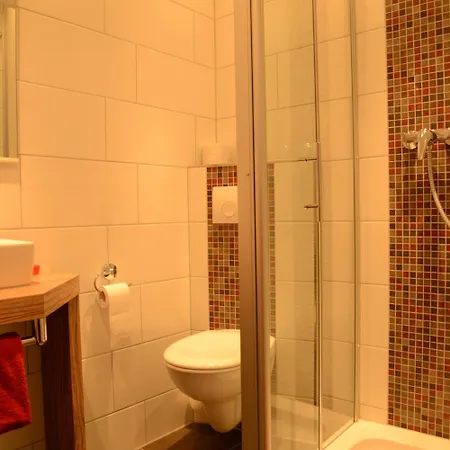 Weinhaus Graefen Otel