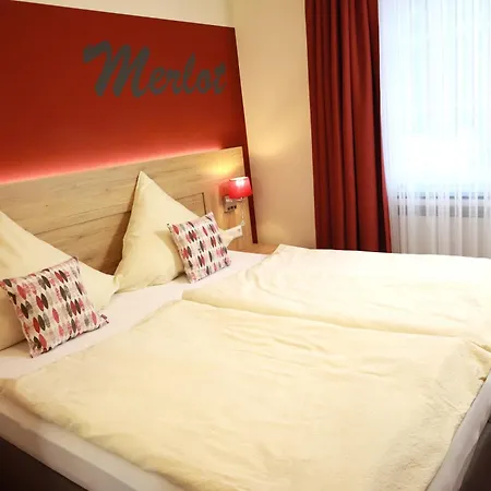 Weinhaus Graefen Otel