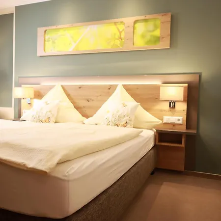 Otel Weinhaus Graefen 3*