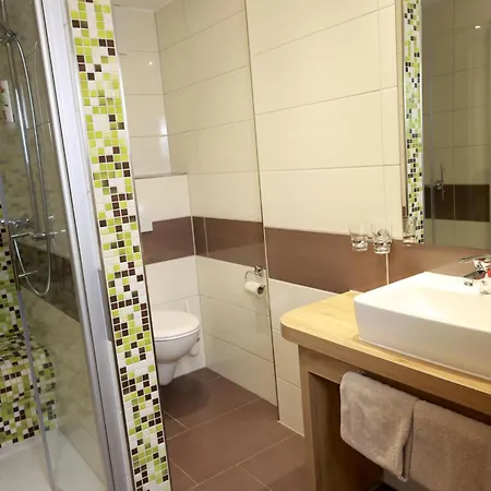 فندق Weinhaus Graefen 3*
