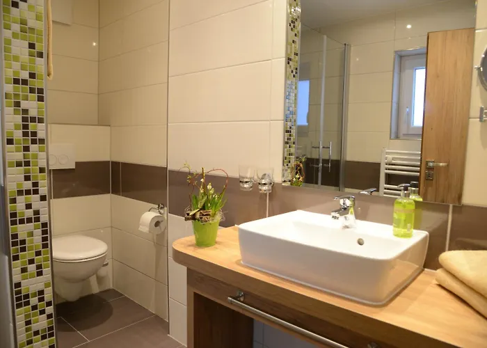 호텔 Weinhaus Graefen 3*