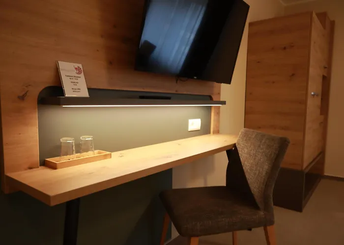 格拉芬酒屋旅馆 酒店