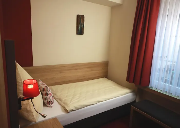 格拉芬酒屋旅馆 科赫姆